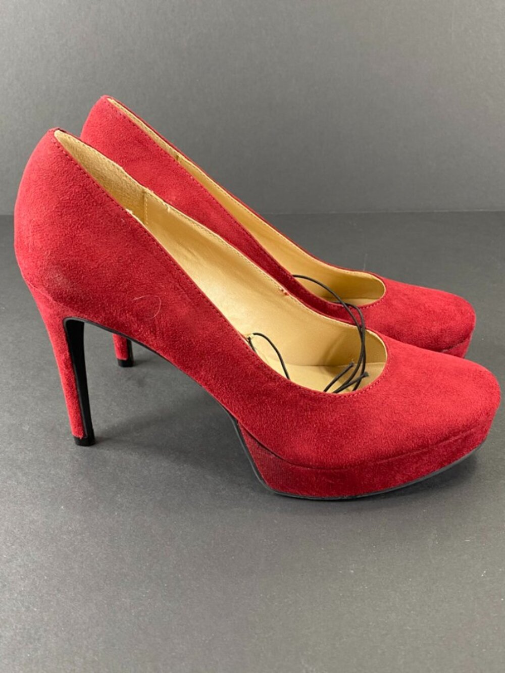 Chinese Laundry Red Pumps Size 6.5